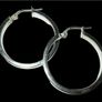 Vintage 9ct White Gold Hallmarked Hoop Earrings Image 4