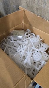 Insulation fixings