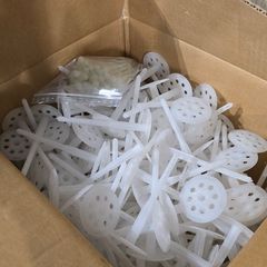 Insulation fixings