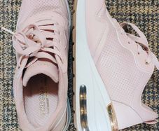 Sketchers blush pink chunky trainers