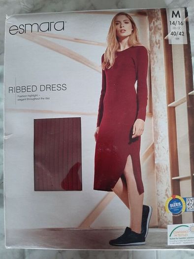 Burgundy knitted dress size 14/16