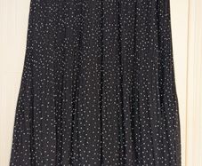 Perfect for Summer. beautiful pleated midi skirt from New Look