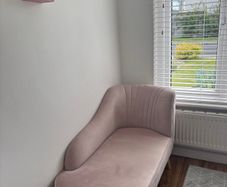 Chaise lounge