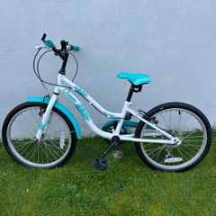 gorgeous 6 gear bike
