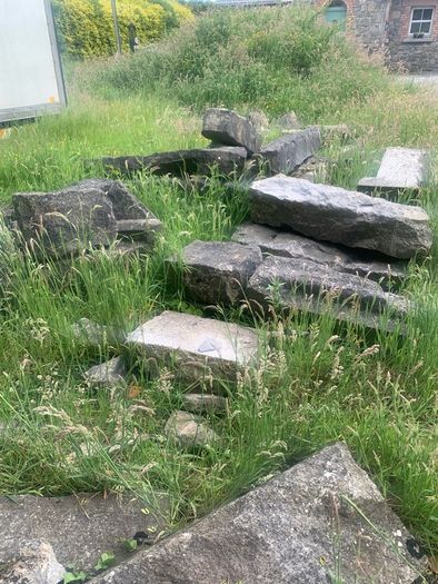 Building stone