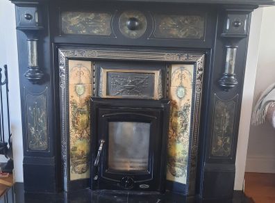 surround and insert fireplace