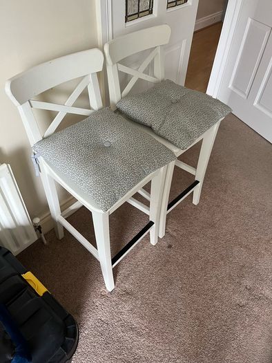 Set of 2 white Kitchen Island Chairs for sale