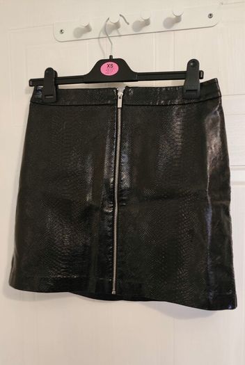 Croc Effect Faux Leather Mini Skirt  New Look  UK 12