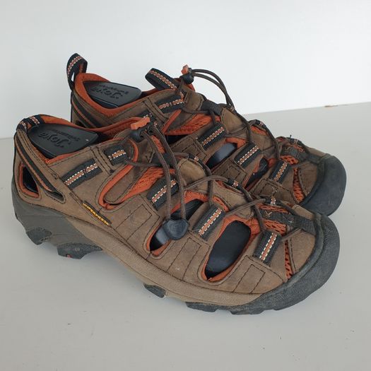 Keen walking hiking sandals size 6 EU 37.5