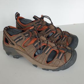 Keen walking hiking sandals size 6 EU 37.5