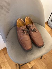 mans shoes