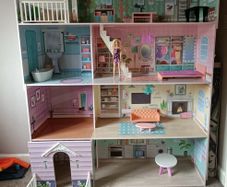 Doll House