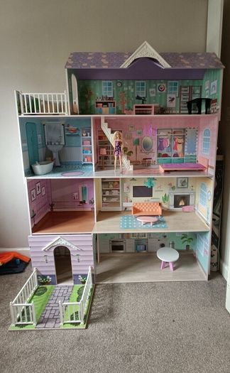 Doll House