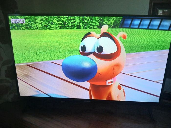 Samsung 40 inch Smart hdmi tv.
