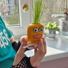 Buzzy Manukappi Pig Grow Pot & Seeds