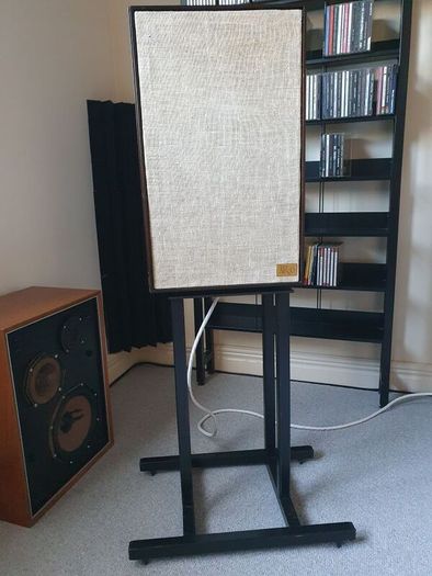Acoustic Research 6 Speakers