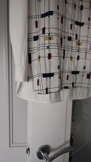 carolyn Donnelly top