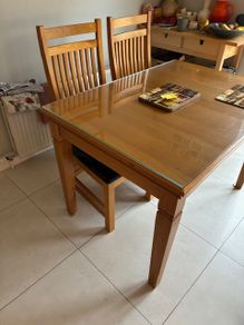 Solid Oak Kitchen Table & Chairs