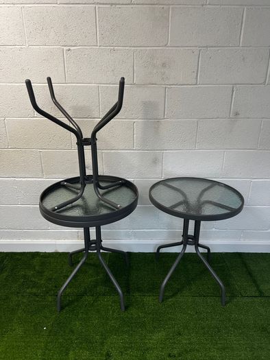 2 Outdoor tables