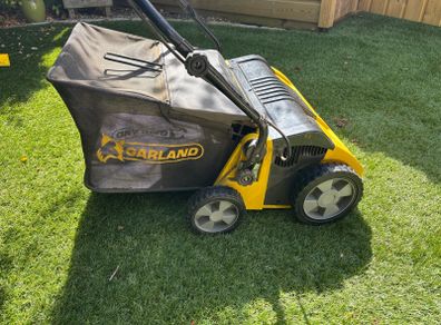 Artificial Grass electric sweeper brush -keeps grass from going flat
