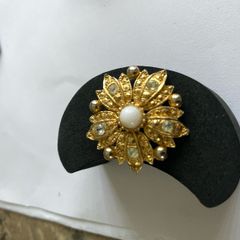 vintage pinwheel brooch