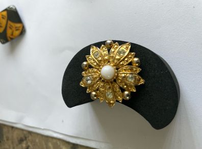 vintage pinwheel brooch