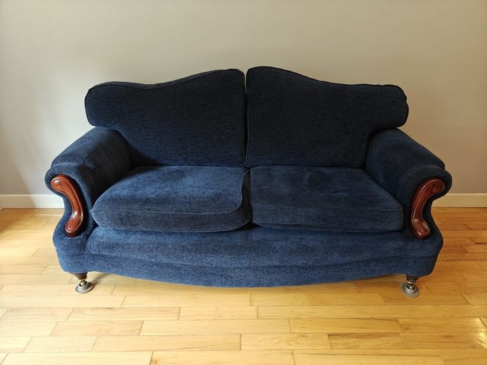 Couch and two armchairs
