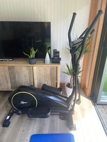 Reebok cross trainer