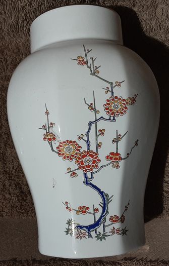 Art collection by Arklow pottery 2