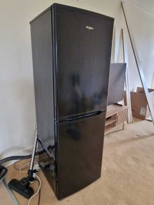 Whirlpool Fridge Freezer black