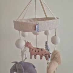 Mamas and Papas Born to be wild cot mobile
