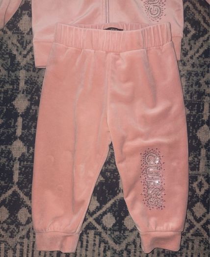 Guess pink outfit