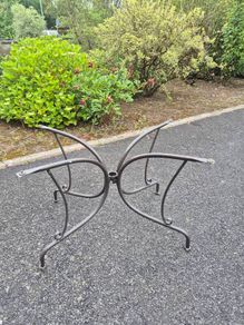 Neptune Garden Table Base