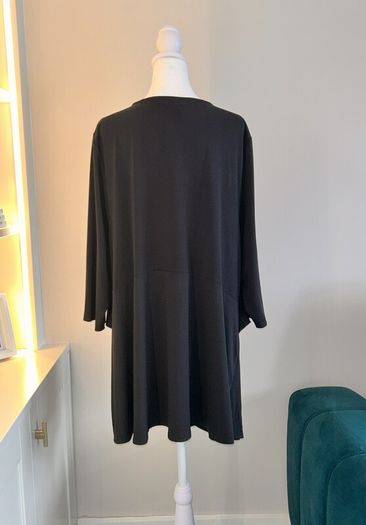 Ladies Black Tunic Buckle Top from Evans. Size UK 20 / EU 48.