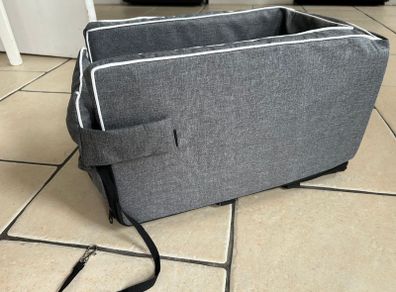 Pet carrier Booster seat