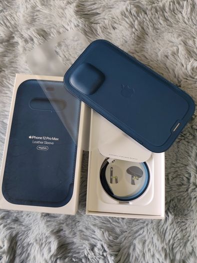 iPhone 12 Pro Max Leather Sleeve
