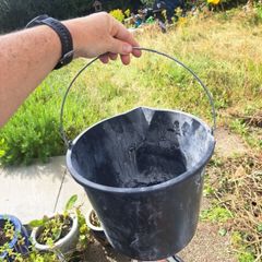 workman bucket