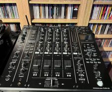 Pioneer DJM  A9