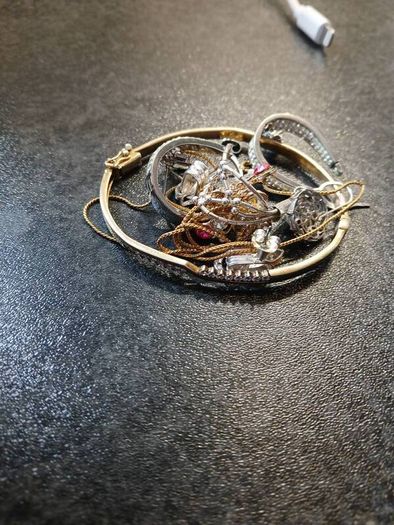 Mixture ofJewellery for sale