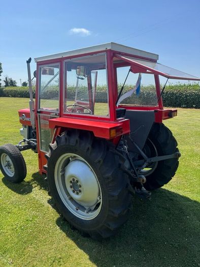 Massy Ferguson 135