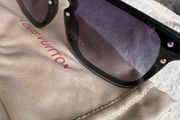 sunglass
