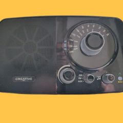 Cambridge SoundWorks / Creative Model 705 AM/FM Tabletop Radio