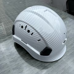 Hard hat (safety helmet)