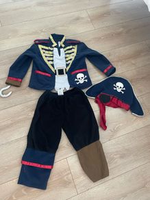 Pirate costume