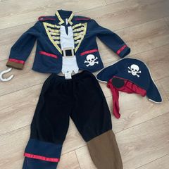Pirate costume