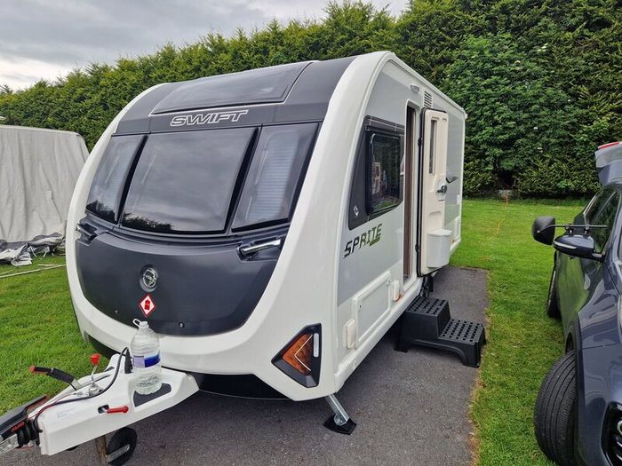 Caravan Swift Sprite Alpine 4 exclusive