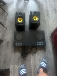 Pioneer ddj 800+ krk rockit 5