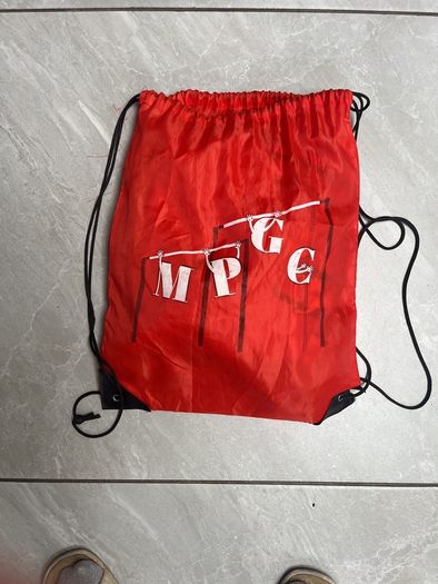 Gymnastics hoodies Muckross club, come with free gym bag. Age 9-11.