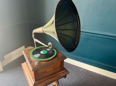 Gramophones Wanted