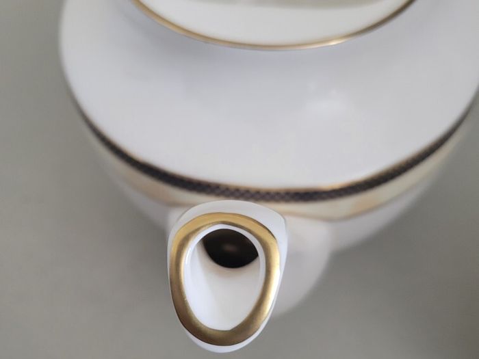 Spode Avignon teapot